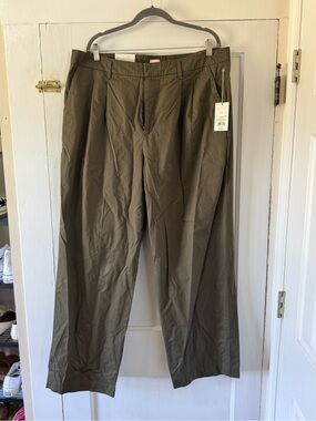 Olive Green Pleated Dress Pants
